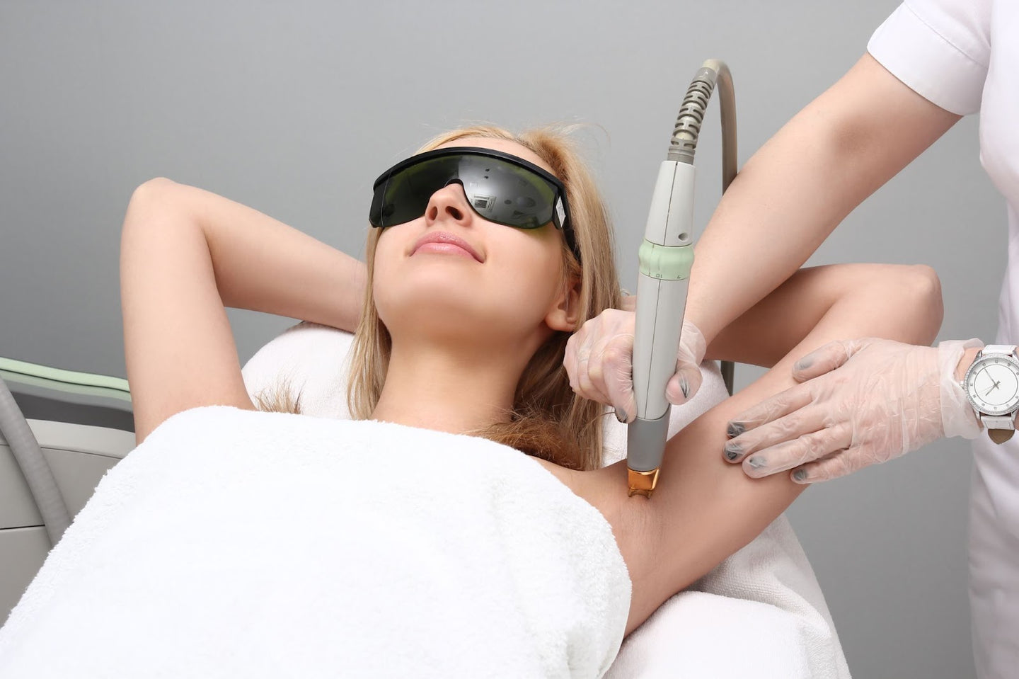 Tips to Avoid Pimples After Waxing